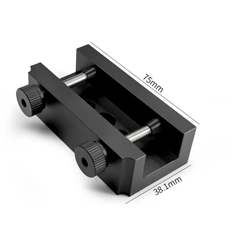 Filter rectangular mounting plate clamp with a maximum thickness of 14mm