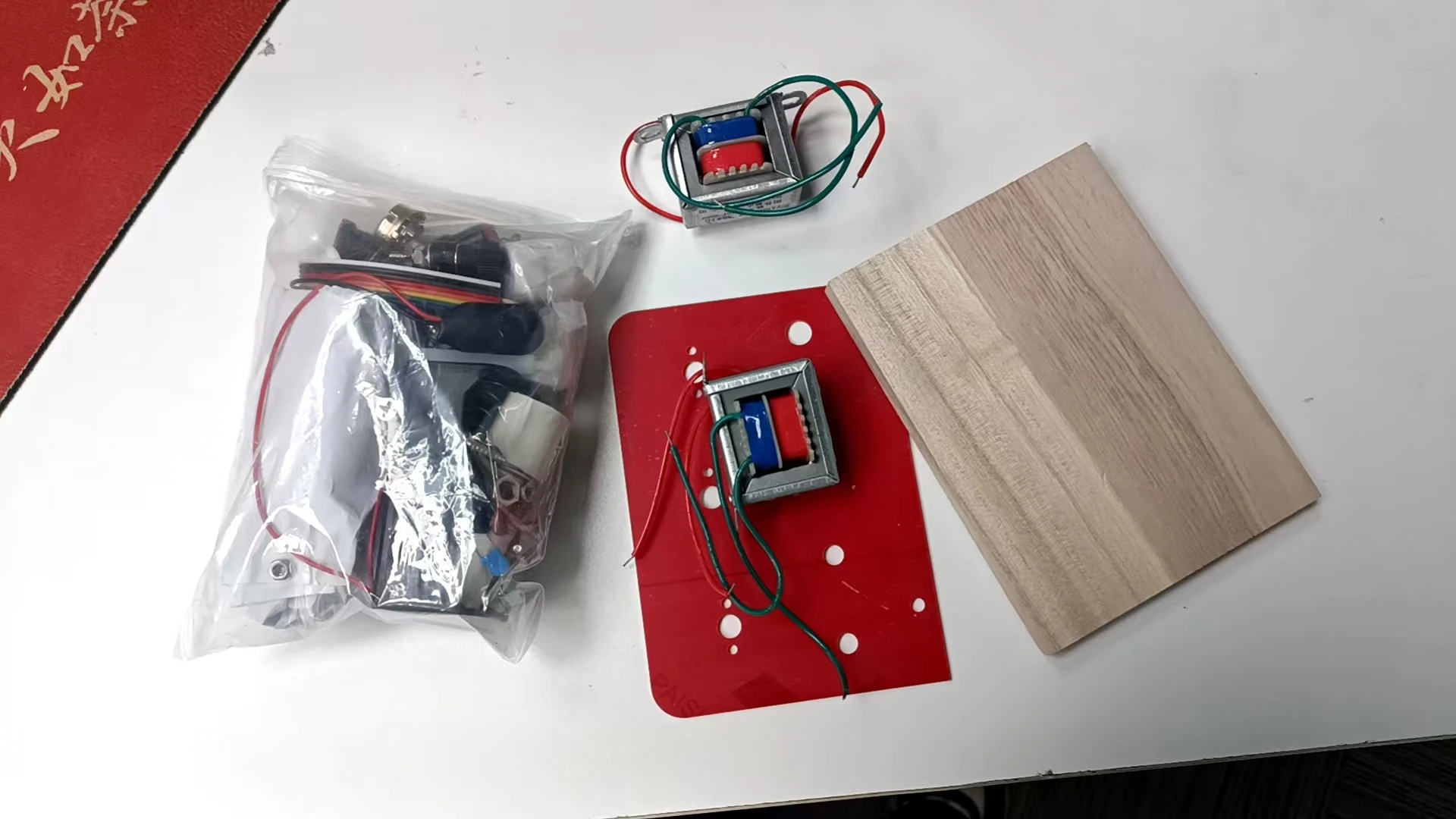 

Regenerative DC Three-lamp Shortwave Tube Radio Kit DIY CW SSB Receiver Battery Powered