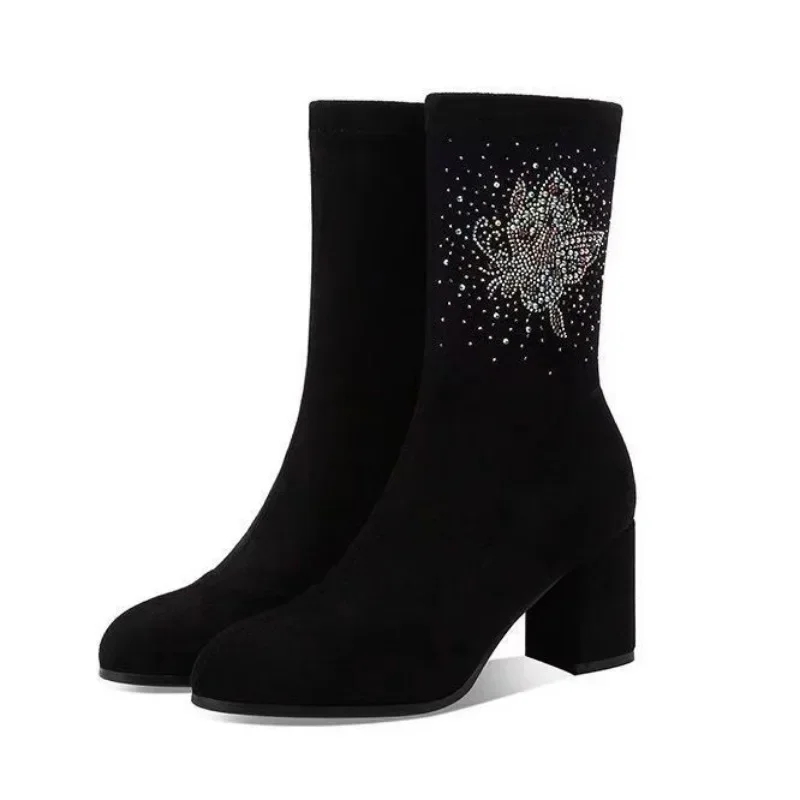 Quente strass design moda sapatos femininos 2024 camurça preta botas elásticas clássico dedo do pé apontado senhoras sapatos de salto bloco