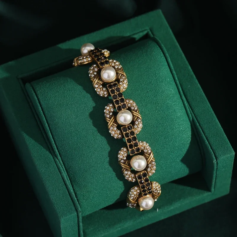 Luxury Vintage Pearl Bracelets with Black Rhinestones for Women
