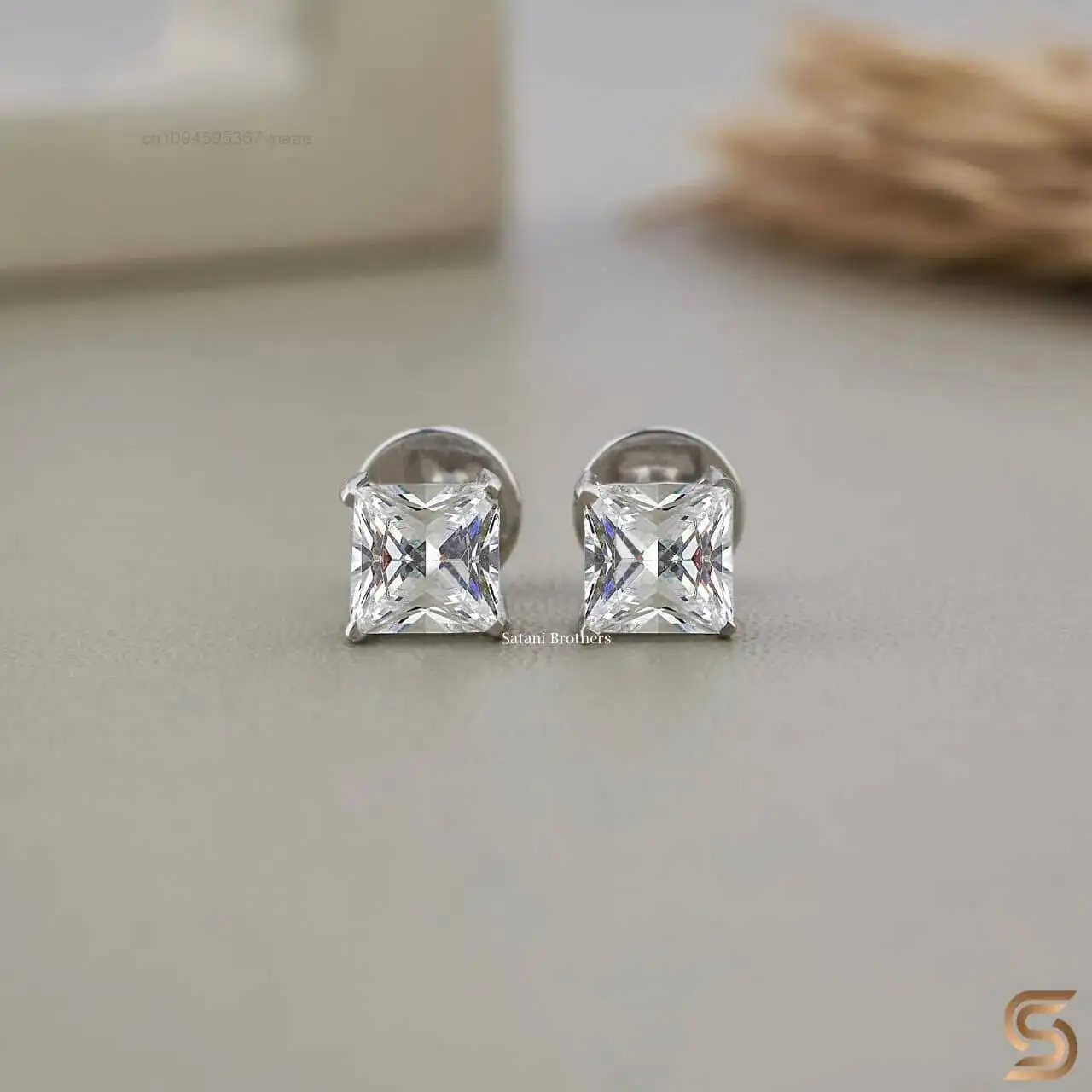 

Princess Cut Moissanite Stud Earrings 10K Solid White Gold Screw Backs Classic Sparkling Fine Jewelry For Women Daily Wear Gift
