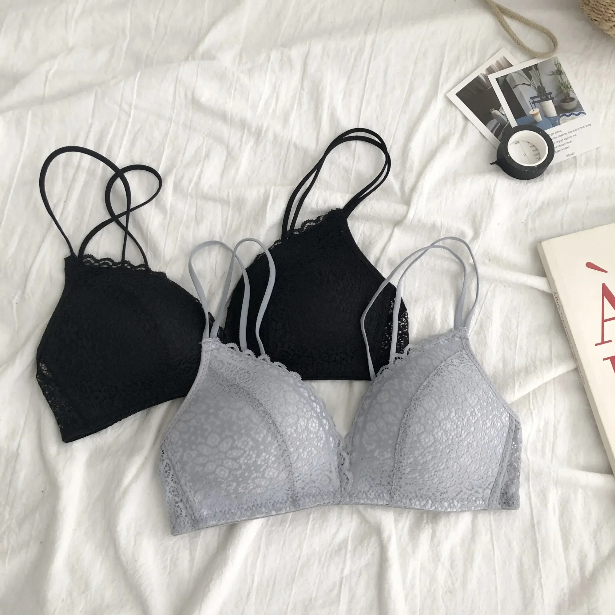 Wirefree الصدرية النساء رفع مثير الملابس الداخلية رقيقة تنفس الفتيات حمالات الصدر فستان من الدانتيل حمالة النوم الصدرية