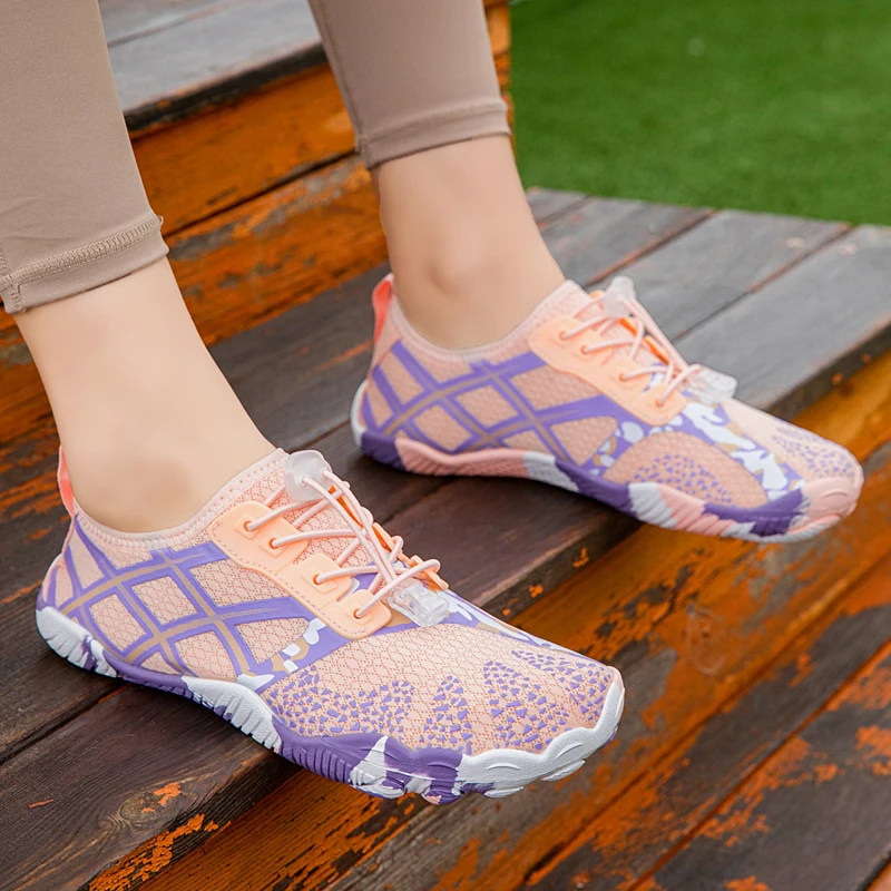 

Quick-drying Wading Shoes for Men Women Non-slip Outdoor Beach Barefoot Water Shoes Lightweight Unisex Swimming Fitness Sneakers