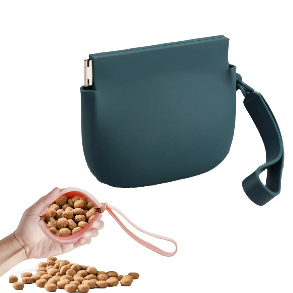 

Silicone Dog Treat Bag with Lanyard, Mini Portable Pet Snack Pouch with Auto Close, Travel Snack Pouch for Dogs Easy-Clean