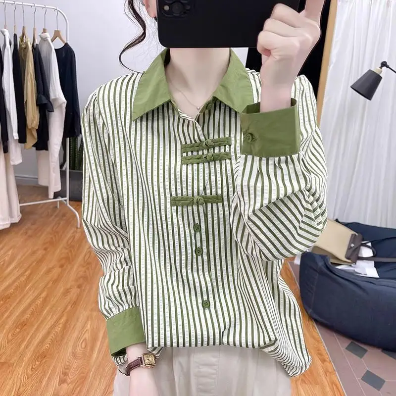 Camisa de manga larga a rayas con botones de estilo chino para primavera y otoño, Tops de temperamento Popular con contraste de Color, ropa de moda para mujer