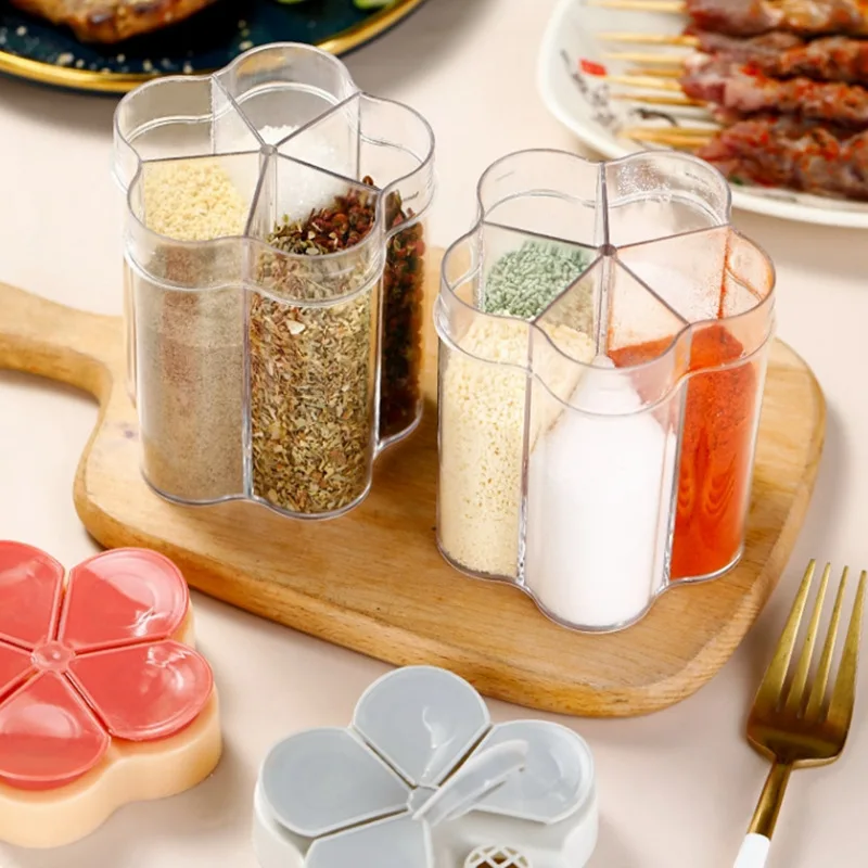 

Creative Kitchen Seasoning Jar Flip Top Five-In-One Indenpent Seasoning Jar Plastic Transparent Seasoning Storage Jar