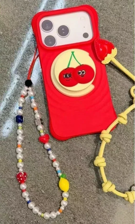 Creative Cherry Strawberry Chain Magnetic Phone Case for IPhone 15 16 17 18 Pro Max Cover Phone Accessories