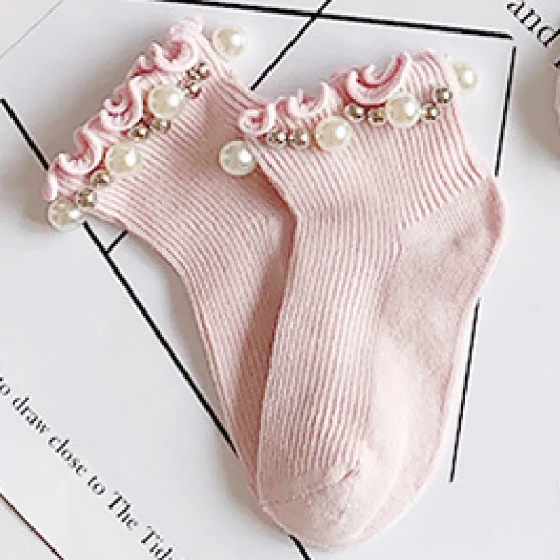 

Новые носки для девочек 6-24 месяцев, розовые, 100% хлопок, носки-принцессы для девочек на свадьбу, день рождения, короткие носки с жемчугом и рельефным узором