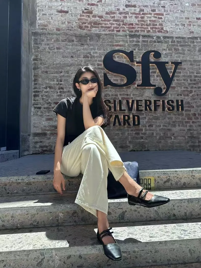 

Модные женские джинсы с высокой талией и широкими штанинами, прямые, из денима, с эффектом потертости, свободного кроя, для осеннего сезона