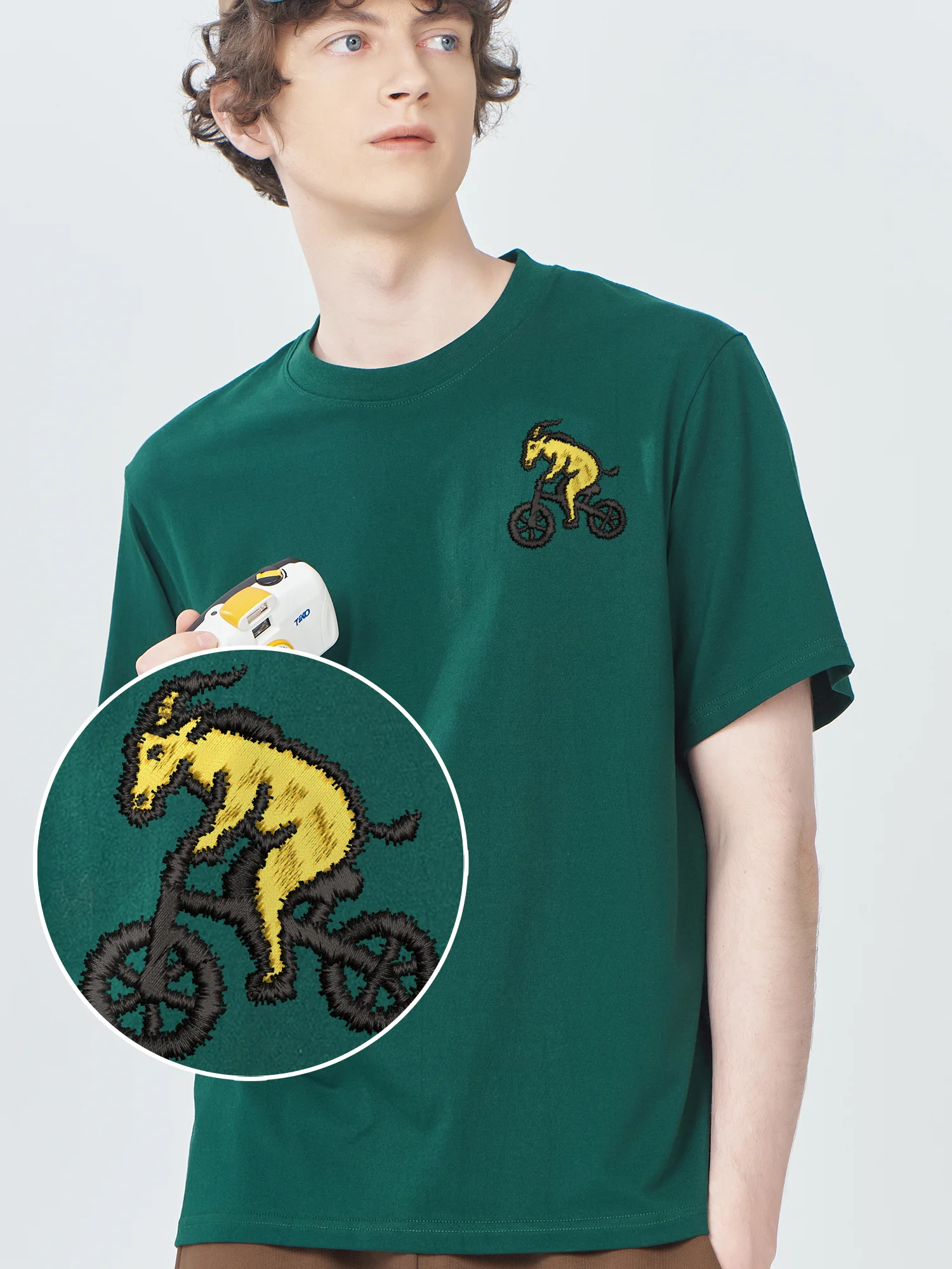 Cattle Ride Bicycle Embroidered Tshirts For Men Women Crew Neck Fun Graphics Cotton Embroidery Short Sleeve