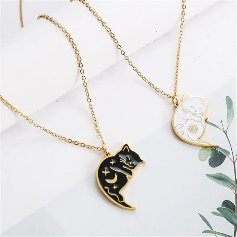 2 Stücke Edelstahl Schwarz Weiß Katze Halskette Liebe Umarmung Katze Passenden Paar Anhänger Halsketten BFF Schmuck für Frauen Freund – Detail 4