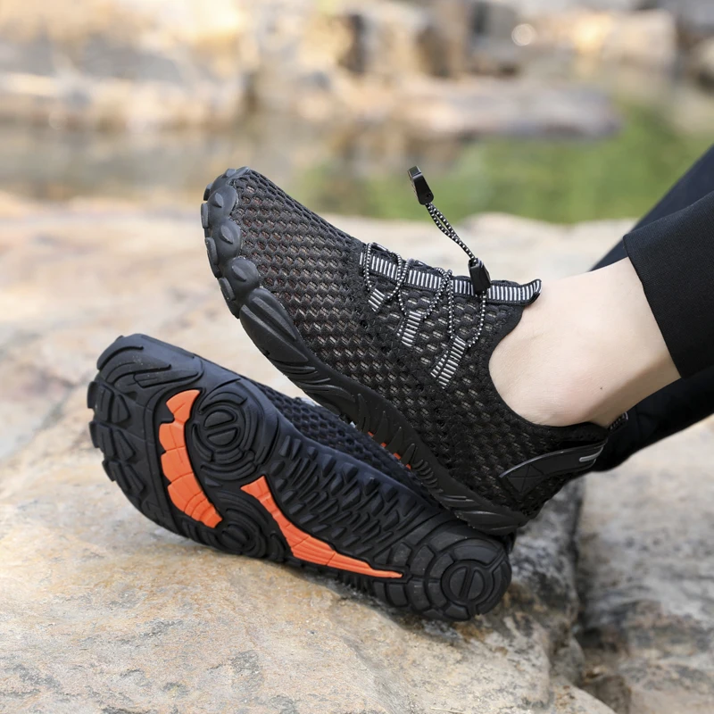 2026 New Model Outdoor Hiking and Swimming Amphibious Five-Toe Yoga Fitness Shoes for Couples