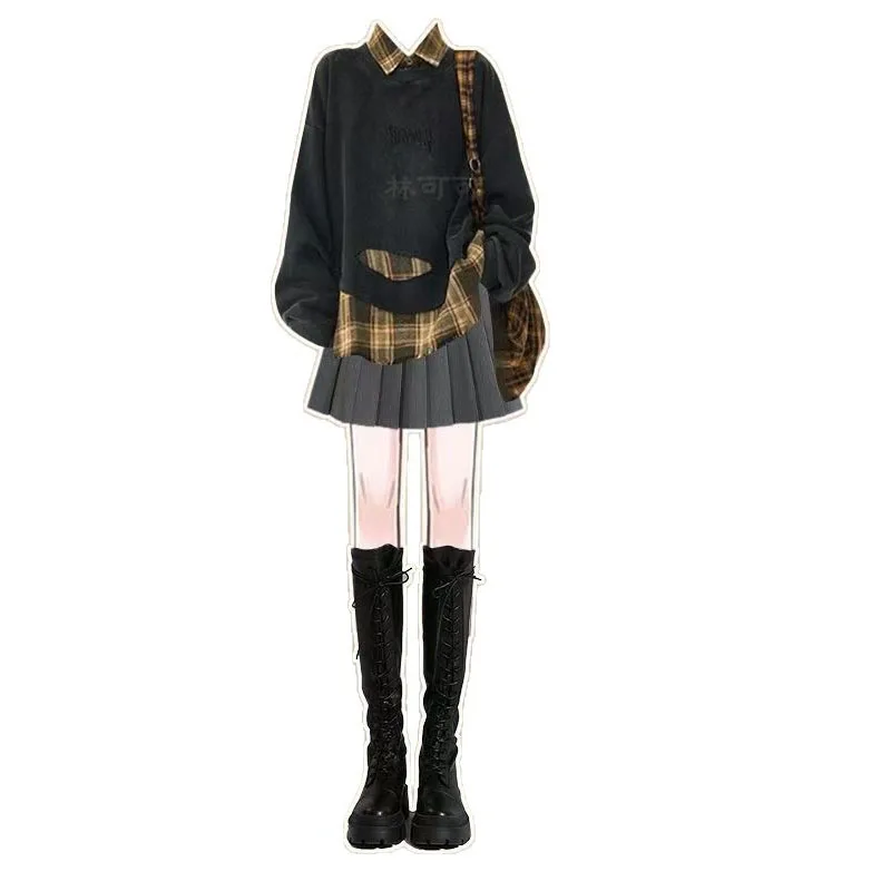 Vroege herfst outfit in meisjesstijl, mode in collegestijl, nep tweedelige temperamenttop gecombineerd met Koreaanse geplooide korte rok