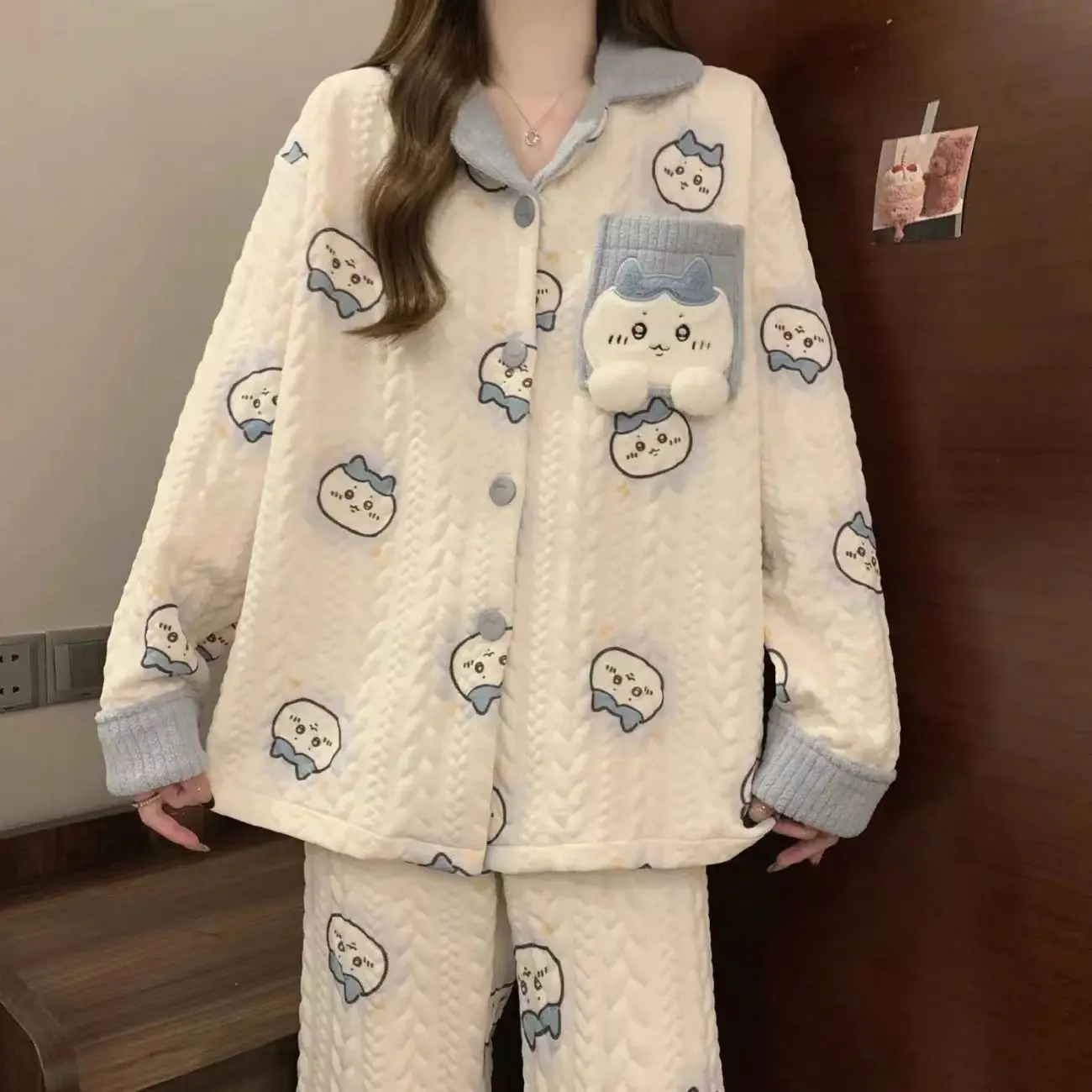 Chiikawa Cartoon Hachiware Air Cotton Sandwich Pyjamas pour filles, automne et hiver, nouveaux vêtements pour la maison, ensemble 2 pièces