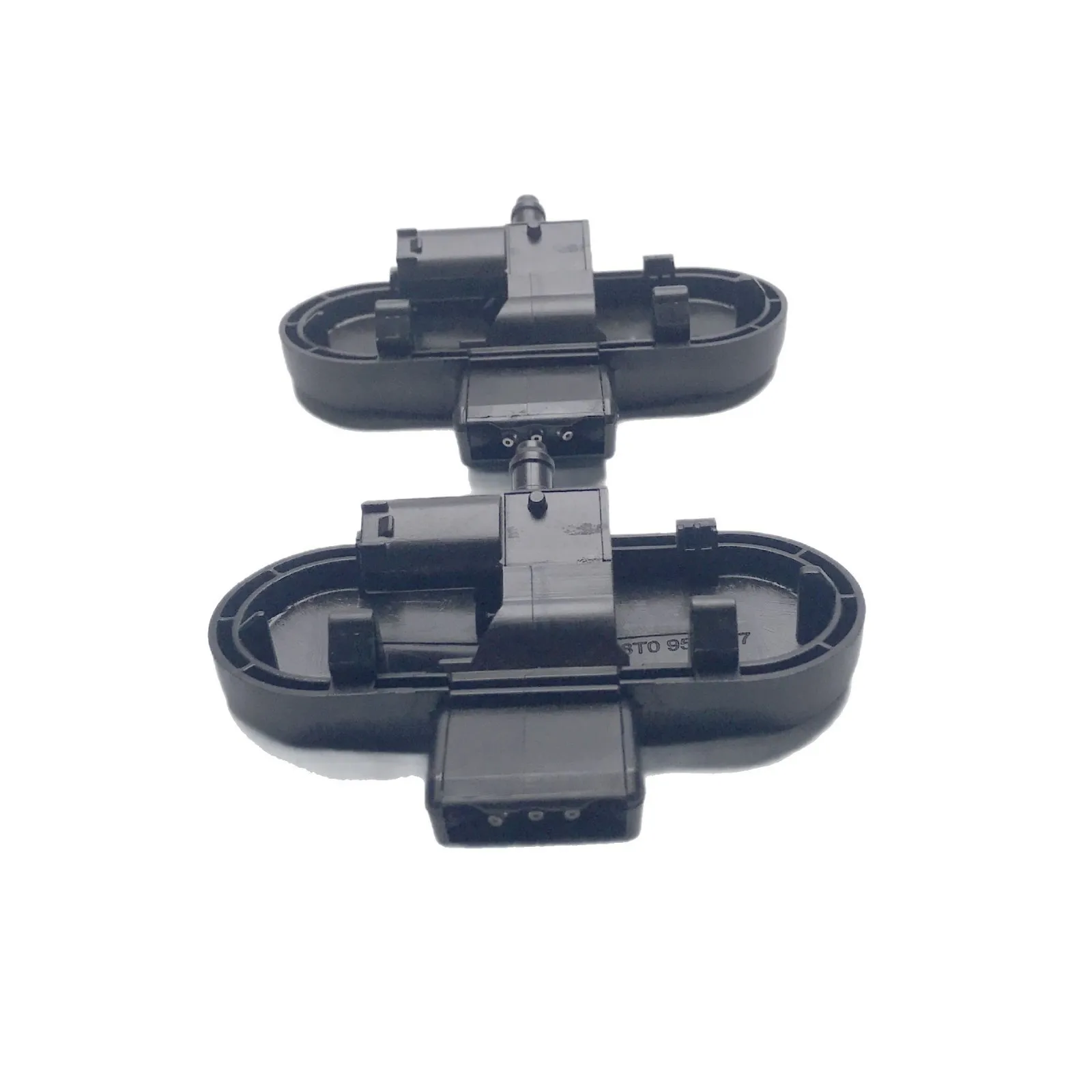 buse-de-nettoyage-de-pare-brise-avant-de-pieces-de-voiture-une-paire-deux-au-total-8t0955988-987