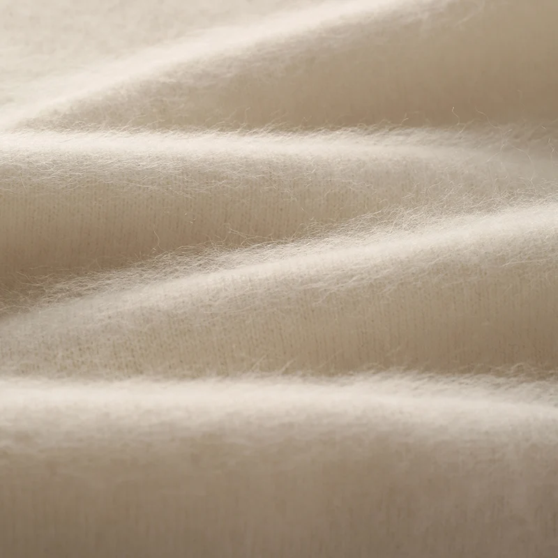 Personalizza il collegamento, non comunicare o inviare. Maglione, cappotto, scialli, guanti, sciarpe lavorato a maglia 100% visone e cashmere