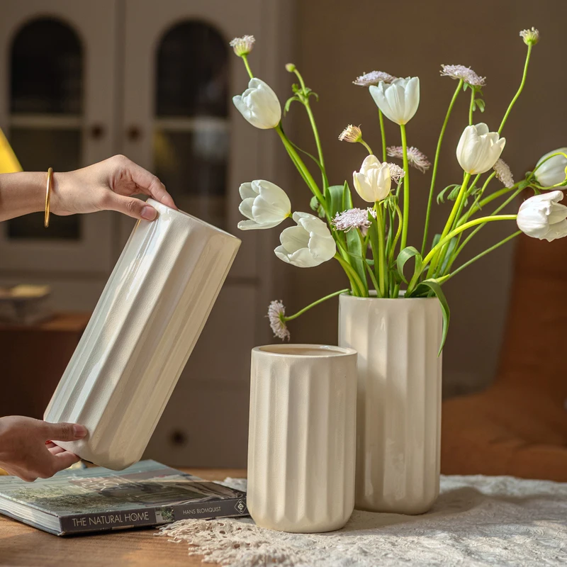 

Nordic Simple Ceramic Vase French Living Room Flower Ornaments Light Luxury High-end Home Table Flower Arrangement Decoration