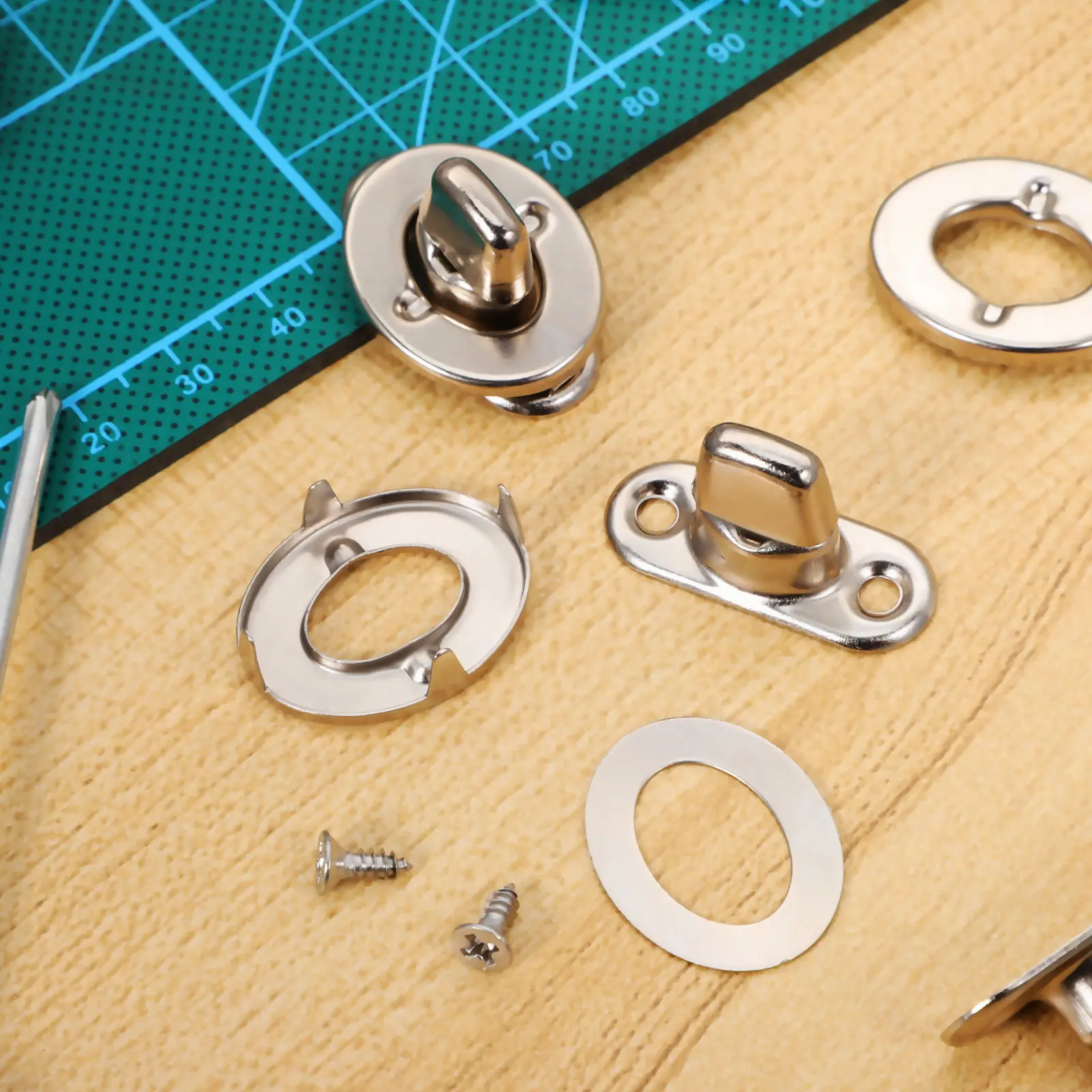 20Sets Marine Grade Fasteners Metal Tarp Grommet Fasteners for Canvas Boats Rv Skirting Hand Twist Secure