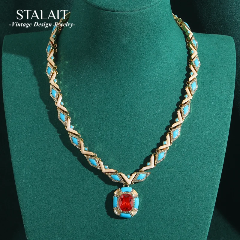

Wedding Square Enamel Blue Pendants And Necklaces Woman Red Stone Antique Gold Color Vintage Luxury Designer Jewelry Summer 2025