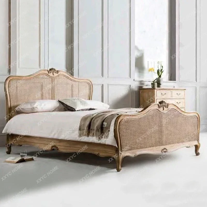 سرير مزدوج أصلي منحوت من نسيج الروطان عالي الظهر مصنوع من الخشب الصلب لغرفة النوم فن الروطان الحنين العتيق سرير الأميرة بطول 1.8 متر #4