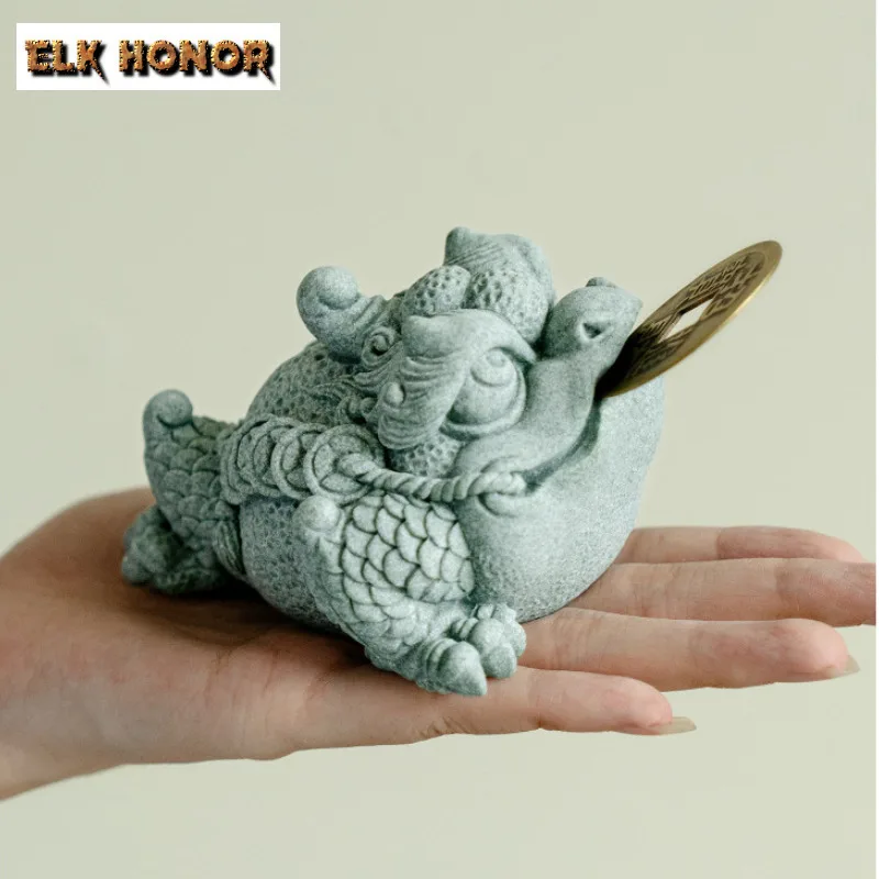 Green Sandstone Lucky Toad Tea Pet Three Legged Golden Toad Tea Pet Aesthetic Tea Figurine Home Landscape Tableware Accessories