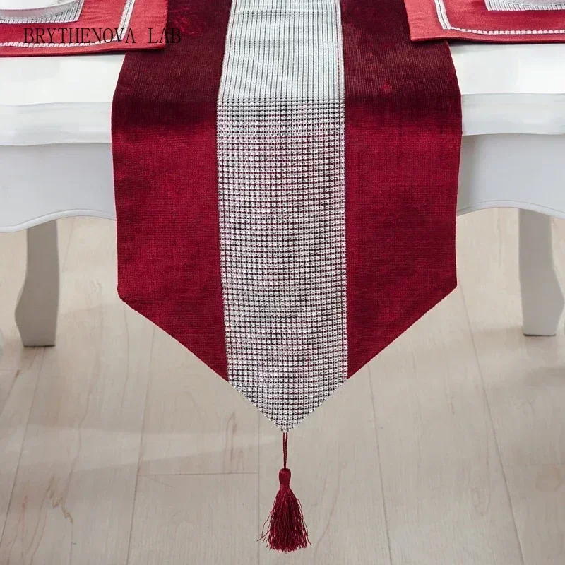 Rectangular Diamond-inlaid Flannel Table Banner Restaurant Cafe Table Coffee Flag with Tassels Fashion Mat