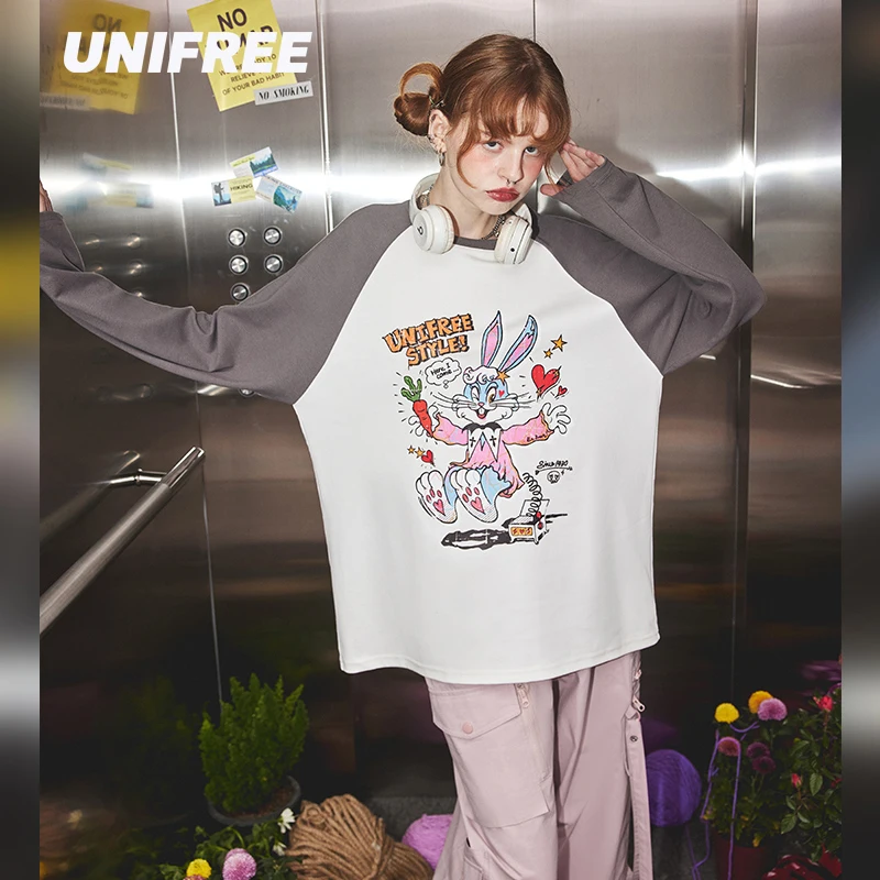 

UNIFREE Doll Pabbit Print Women's t-shirt Long Sleeves American Retro Contrast Stitching Oversized T-shirt Women's tops