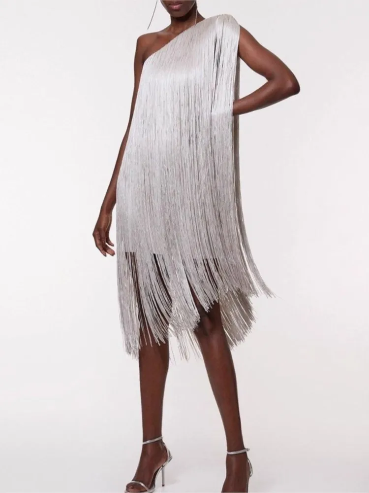 Sukienka z frędzlami, asymetryczny dekolt, bez rękawów, sukienka z odkrytymi ramionami, nowa letnia damska krótka sukienka w jednolitym kolorze, eleganckie sukienki na przyjęcie.