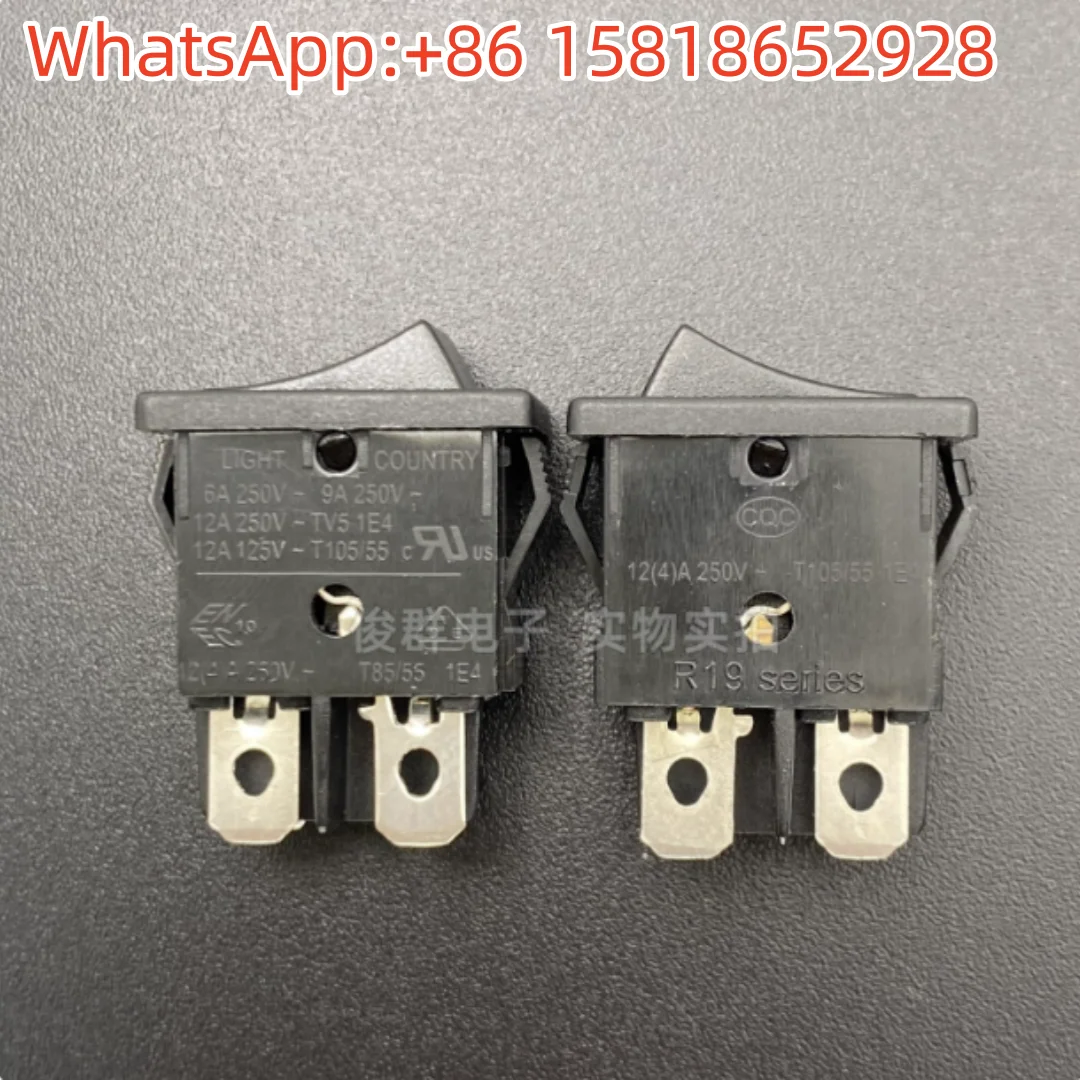 

5pcs R19 Boat Type Power Key Switch 4 Pins 2 Gears Boat Shape 12A Rocker Button COUNTRY