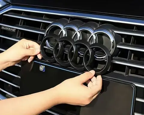 TT ABS 블랙 후드, 프론트 엔진 후드 그릴, 아우디 A3 A4 A5 A6 A7 Q2 Q3 Q5 Q8, 리어 러기지 컴파트먼트 엠블럼 배지 스티커, 4-r