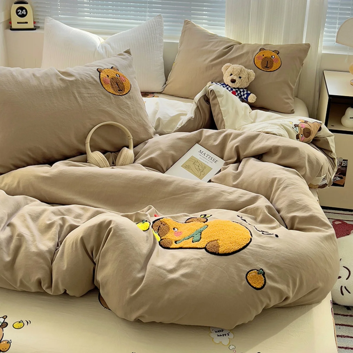 2025 Capibara Bedding Set Bed Sheets Set Dog Cat Cute-Girl Soft Skin Friendly For Kids Capibaras Bed Linen Set Duvet Cover