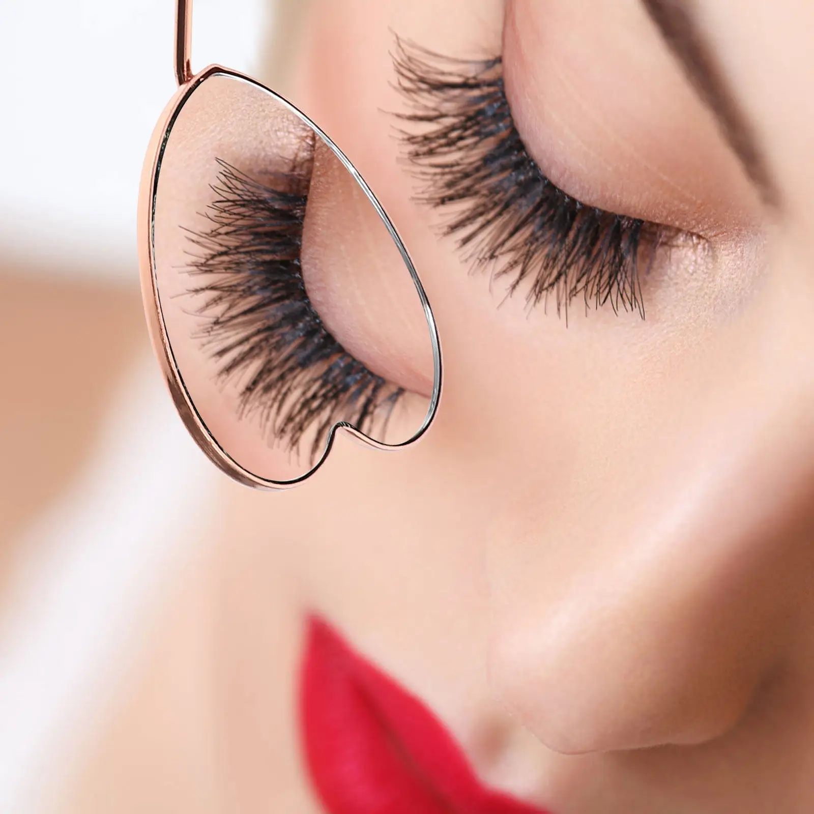 Heart Shape Eyelash Grafting Mirror Lightweight Long Handle Clear Glass Lens Portable Handheld Lash Inspection Mirror for Beauty