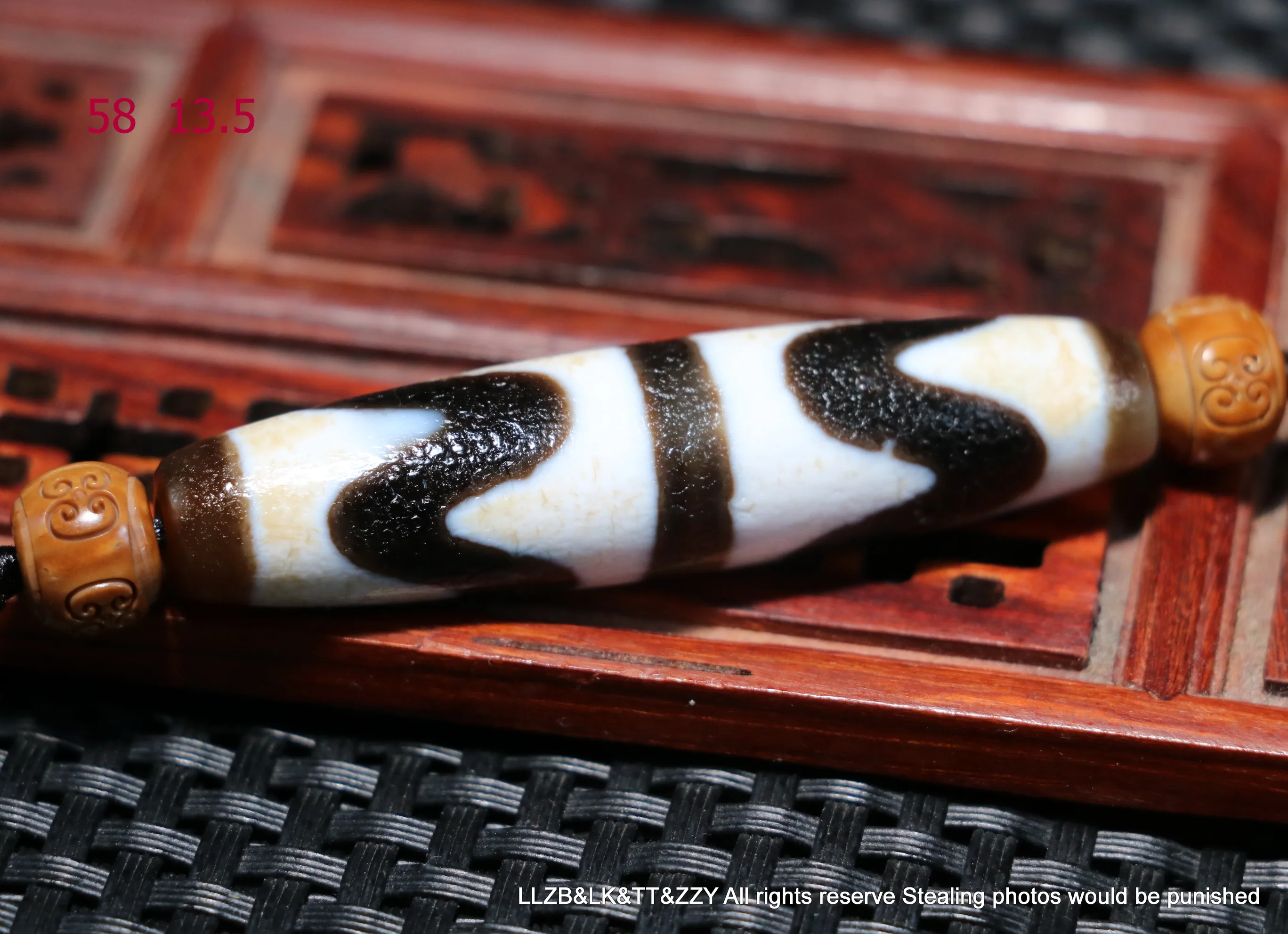 A Treasure Power Magic Energy Tibetan Old Agate Oily Patina Double Tiger Tooth Totem dZi Bead Amulet Timestown UPD1009A2