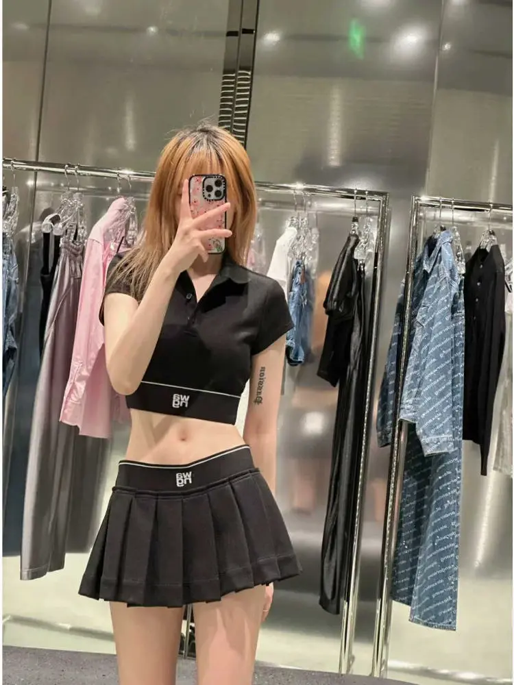 

Summer 2025 Women's ort Sve irt Spicy Girl Letter Print Trendy ort Sle Moisture ng round Ne Top