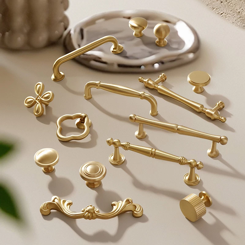 Antique Brass Brushed Kitchen Cabinet Handles,Vintage Retro Cabinet Pulls Kitchen Cabinet Hardware for Cupboard Drawer Pulls