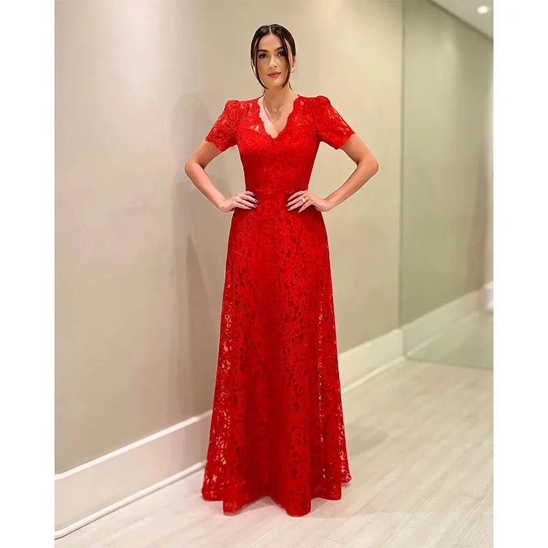 Red Lace Mother Of The Bride Dresses With Short Sleeves V Neckline A Line Wedding Guest Dress Floor Length Evening Gowns