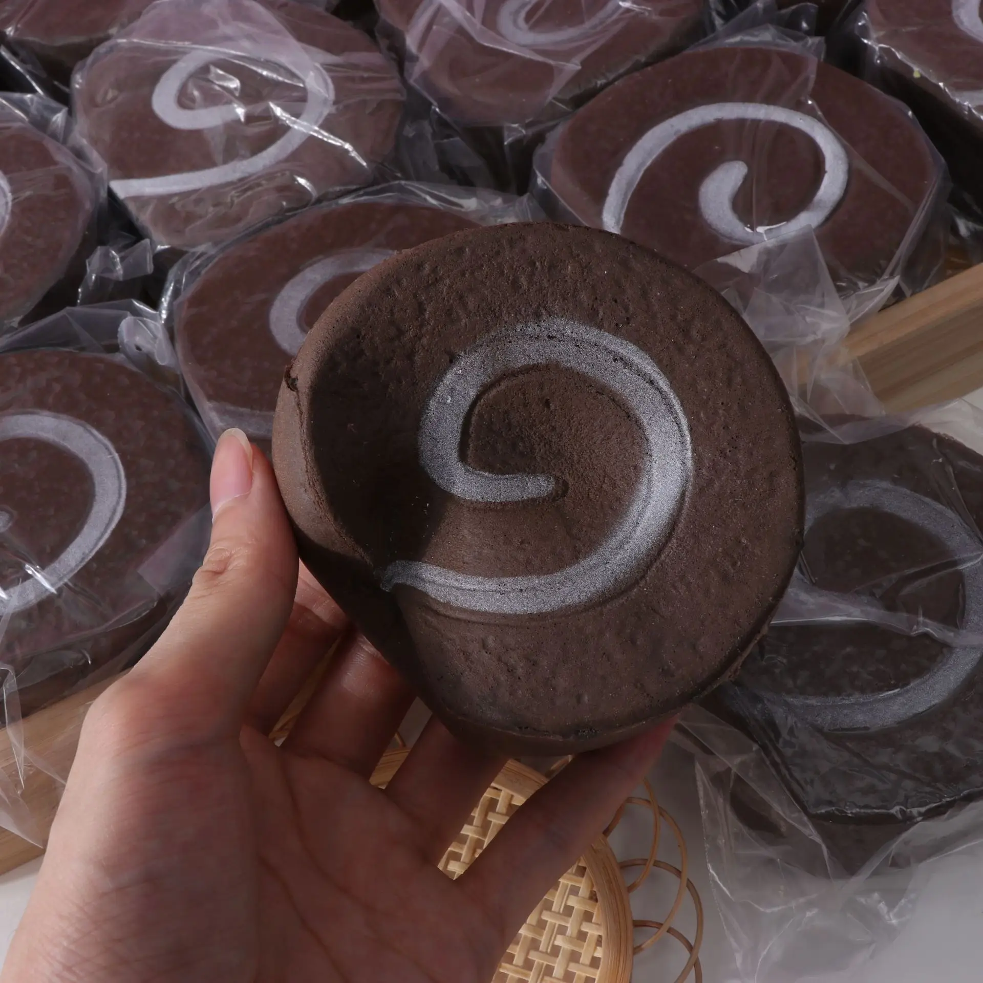 مضحك لينة كعكة الشوكولاته لفة ضغط لعبة الإبداعية الجدة محاكاة الغذاء انتعاش بطيء الإجهاد الإغاثة الاسترخاء تنفيس لعبة الكمامة