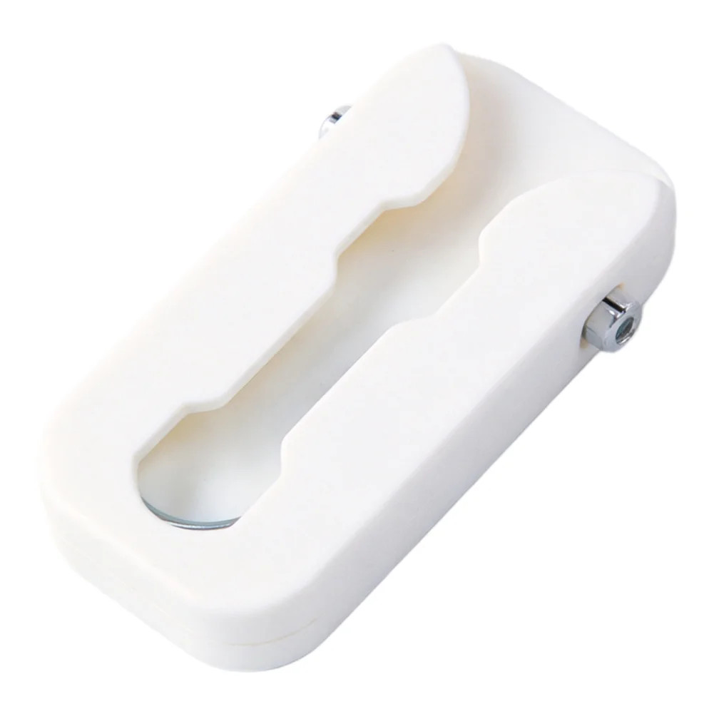 For Equestrian Obstacle Safety Lock Adapter for Jump Cup Holders with Automatic Release to Minimize Risk of Injury