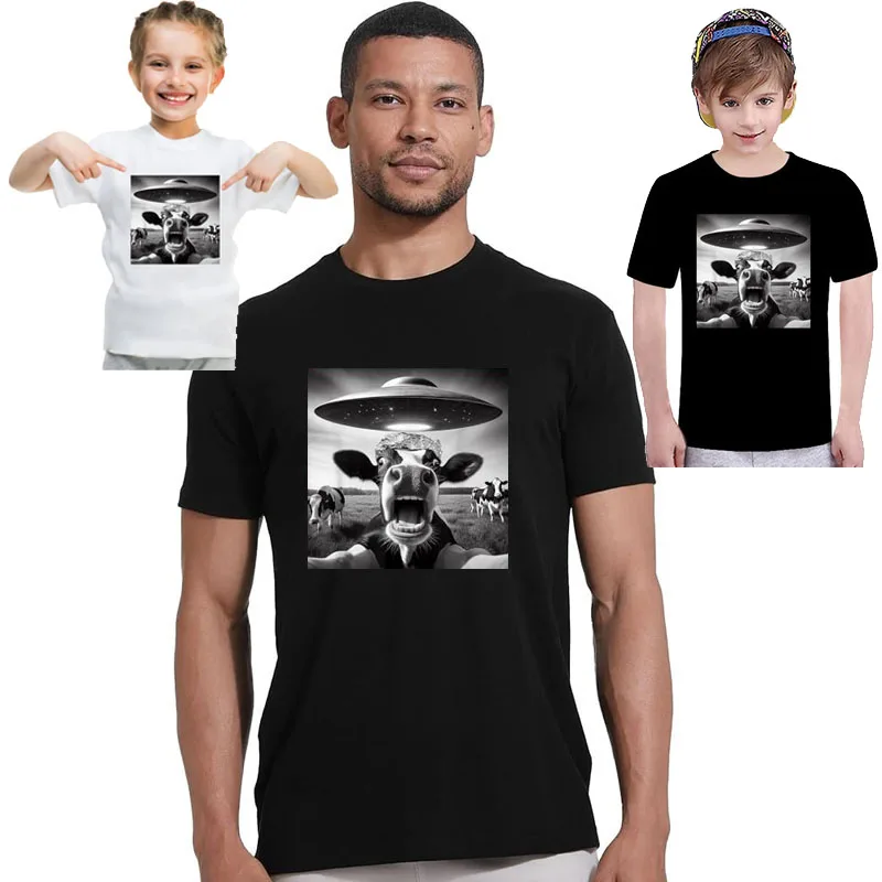 Hilarious Alien Abduction Cow Humor UFO T-Shirt Funny Cow Abduction By UFO Selfie Y2k Aesthetic Clothes Adult Kids Novelty Gifts