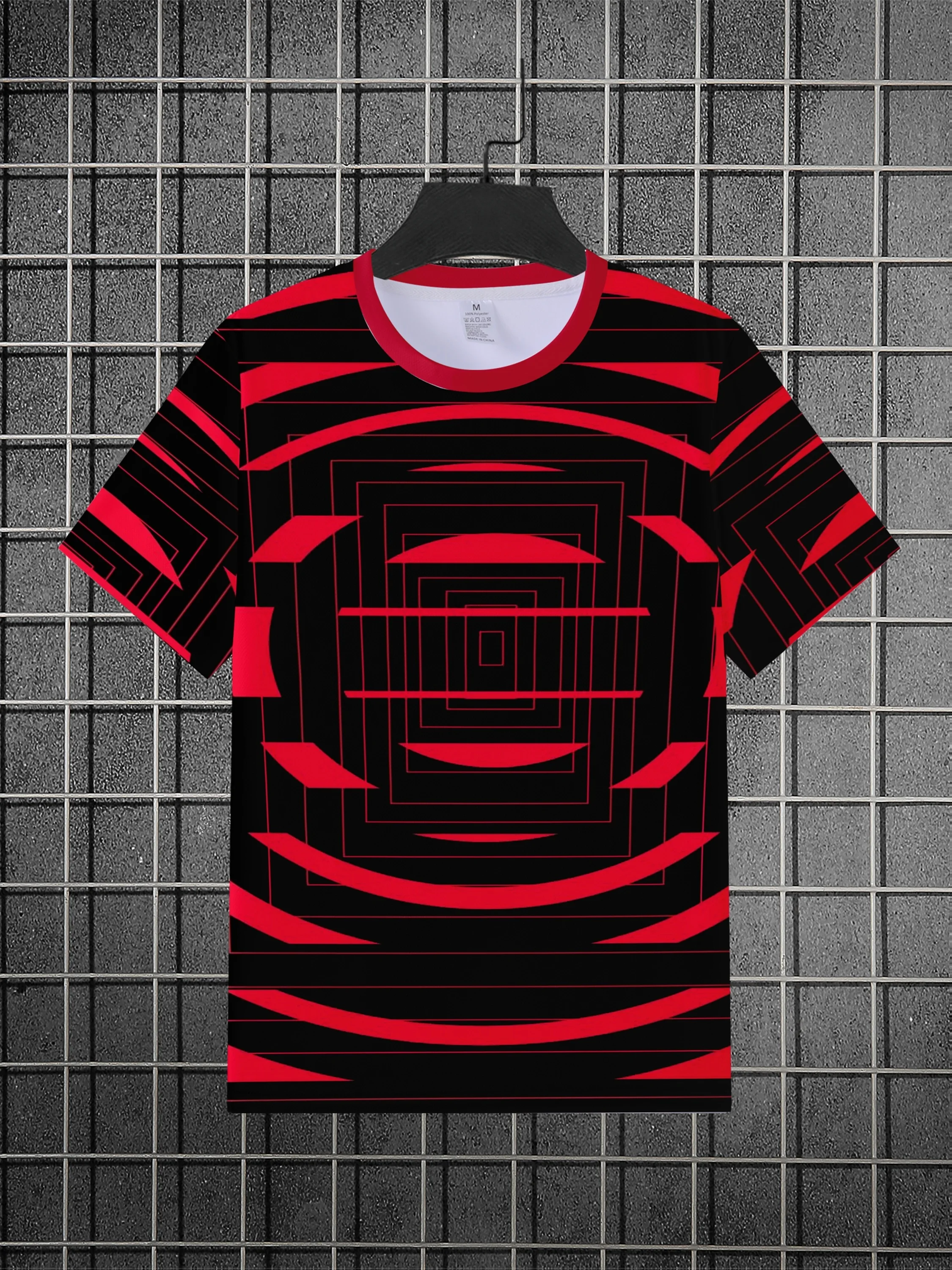 Men Black Base Red Concentric Recessed Square Frame Optical Illusion Geometric Print Crew Neck Short Sleeve T-shirt