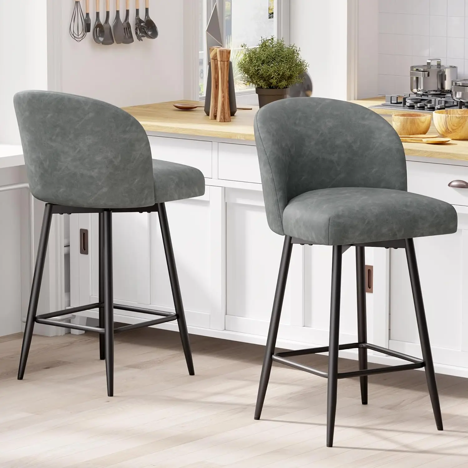 طقم كراسي بارتفاع عداد مكون من 2، 360 درجة °   دوار، ظهر مرتفع، أرجل معدنية، ارتفاع المقعد 26 بوصة، كراسي بار منجدة من جلد البولي يوريثان الرمادي