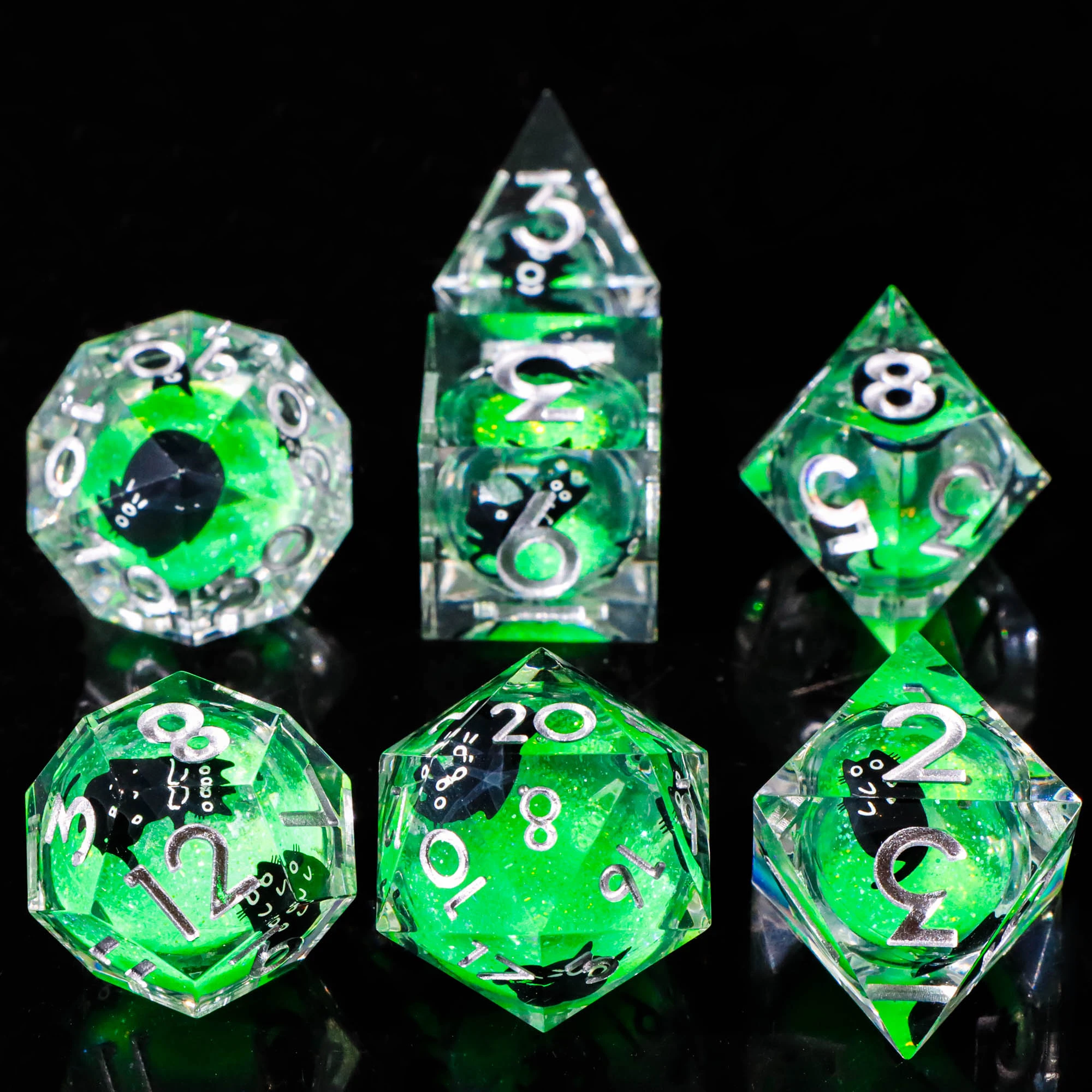 7 قطعة DND مجموعة نرد مع السائل الأساسية لطيف القط تصميم الزنزانات التنين D & D حافة حادة لعب الأدوار مكعبات الألعاب للاعبين