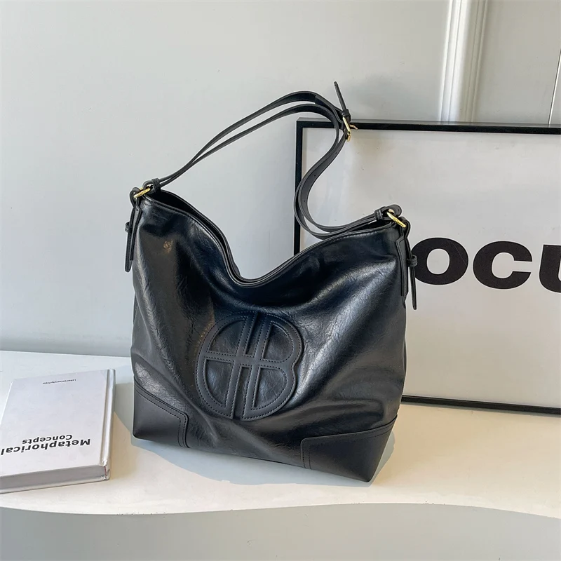 

High-End Retro Crossbody - French Niche New Style Trendy Exquisite European American Sweet Casual Bag