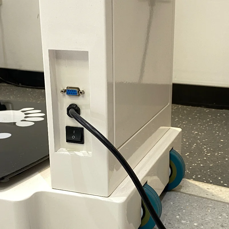 Estación de control corporal para examen de salud de autoservicio Báscula que funciona con monedas