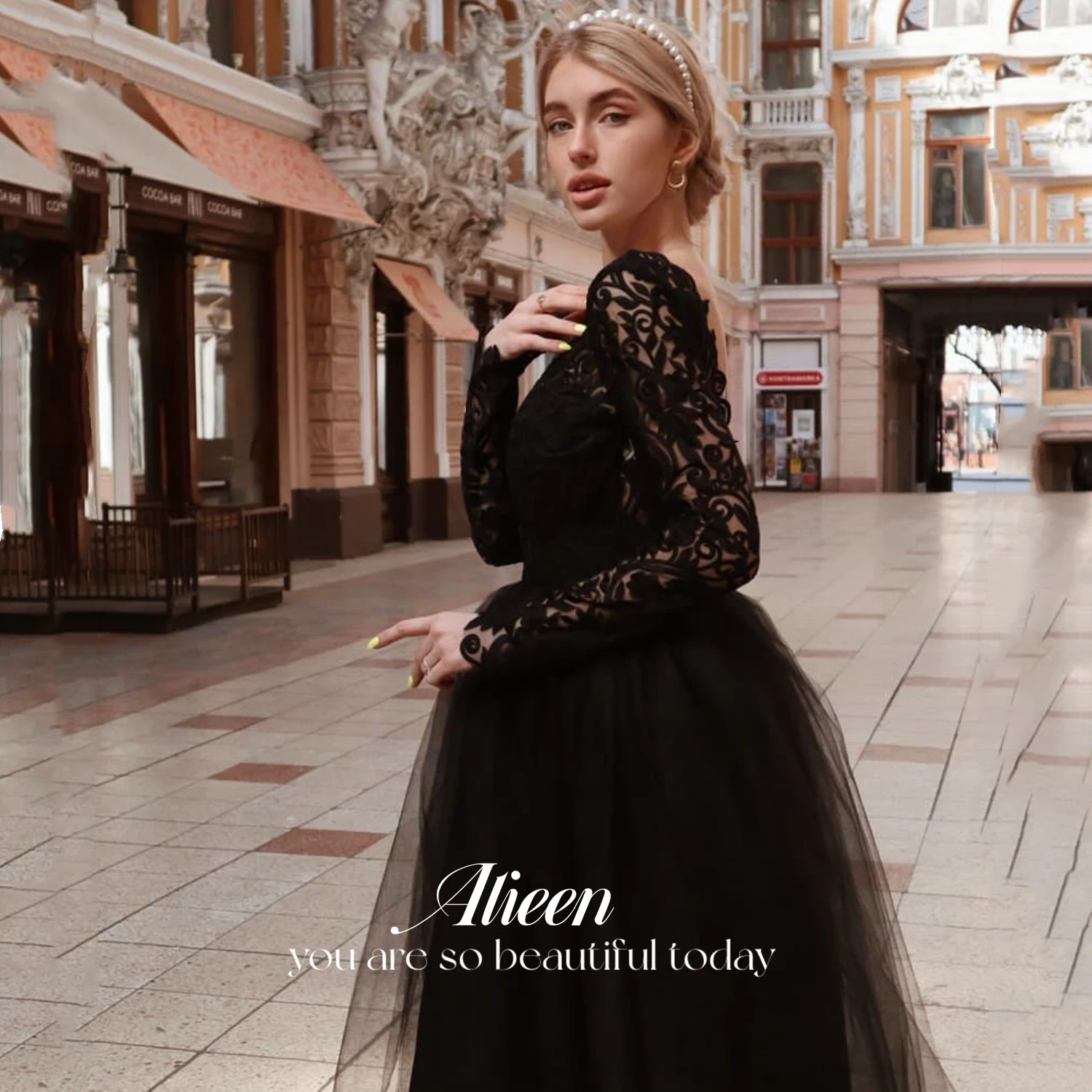 

Aileen Prom Evening Dress Party Evening Elegant Luxury Celebrity Line A Long Party Dresses and Events Black Lace Mesh Backless