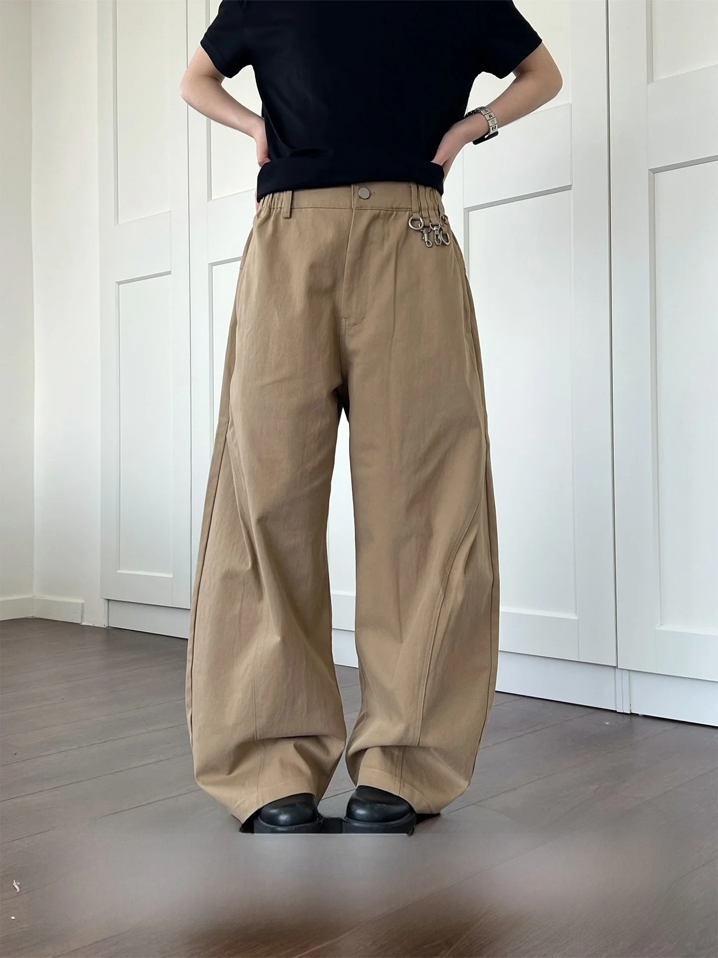 

Универсальные хлопковые рабочие брюки цвета хаки с широкими штанинами, повседневные, унисекс, комфортная посадка, весенняя коллекция, с натуральной талией на пуговицах