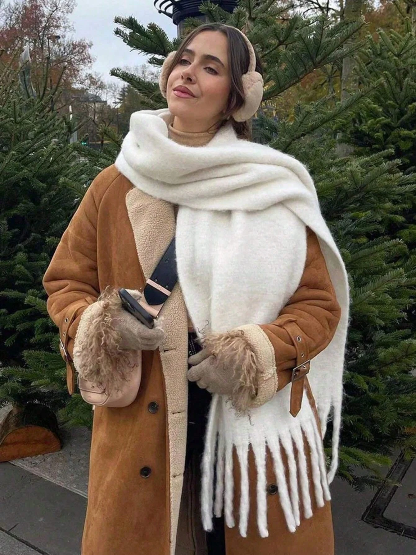 Winter Scarf Women Luxury Autumn Winter Cashmere Scarf Thickened Warm Shawl Classic Tassels Fluffy Scarf Solid Color Soft Shawl
