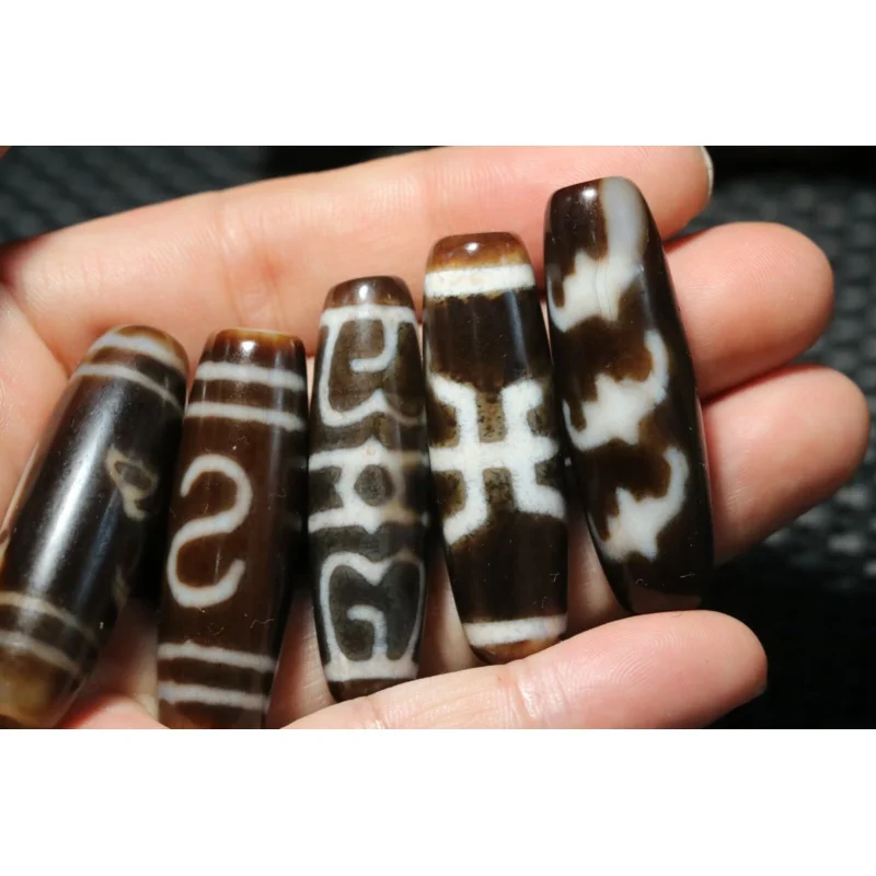 

NO.3 Set of 5 PCS Energy Tibetan Top Old Agate Multiple Symbols dZi Bead Pendant