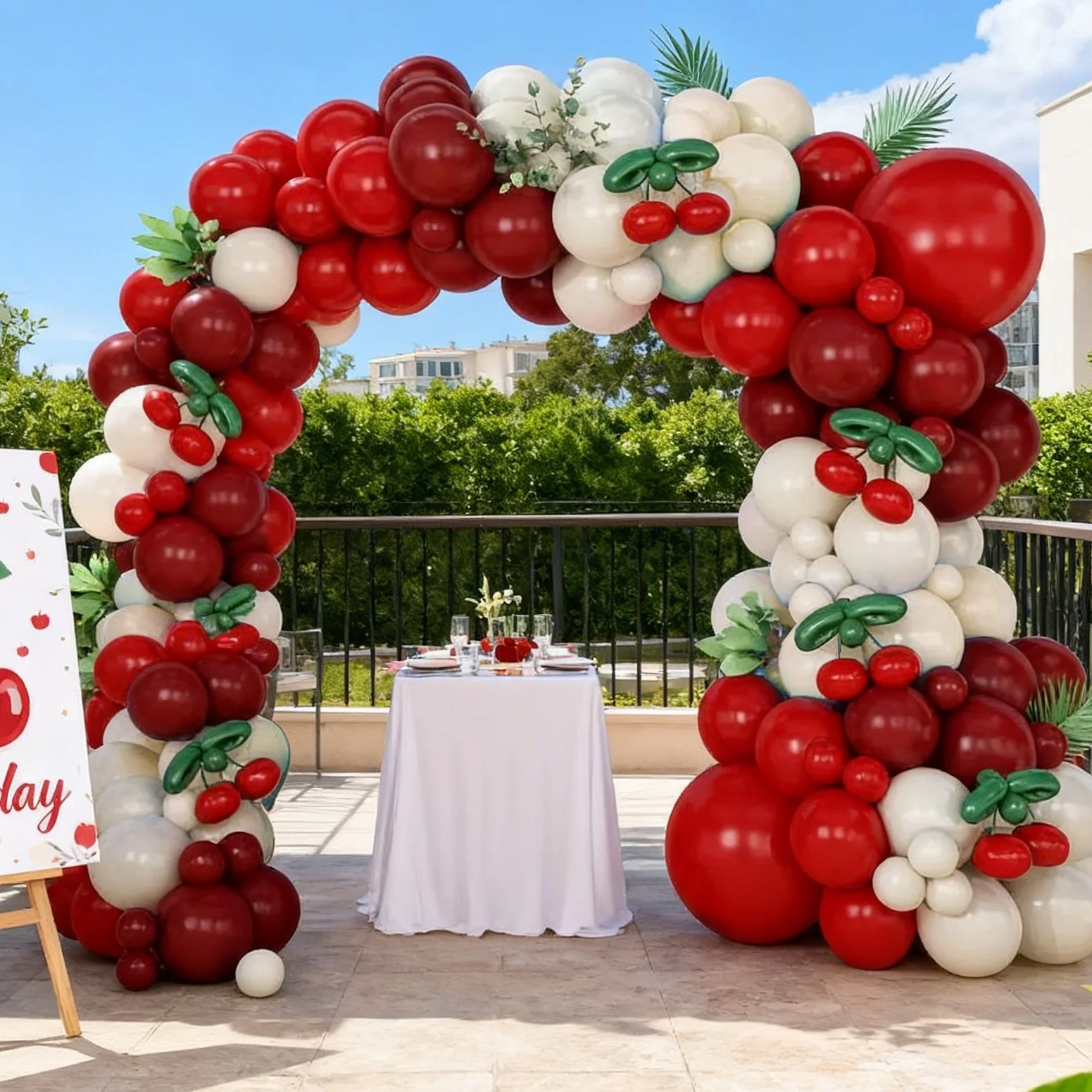 114-teiliges Kirsch-Party-Themen-Ballonset, einschließlich mattroter, vintage burgunderfarbener, dunkelgrüner langen Streifenballons und sandweißer Latexballons, geeignet für Geburtstagsfeiern, Freundestreffen, Mädchengeburtstage, Kirsch-Themenpartys, Partyzubehör, Babypartys, Gender-Reveal-Partys. – Detail 5