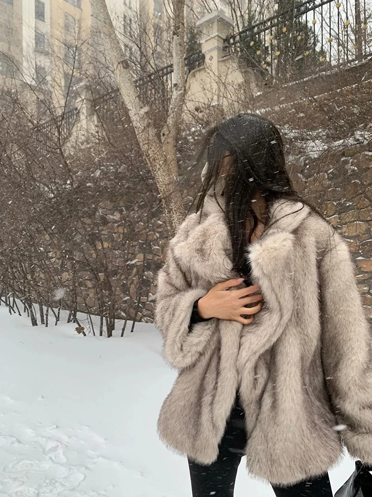 Nowy Damski Jesienno-Zimowy Oversize Luźny Casualowy Luksusowy Miękki Gruby Ciepły Futrzany Płaszcz z Imitacji Futra Lisa Damska Kurtka z Długim Rękawem Puszysta